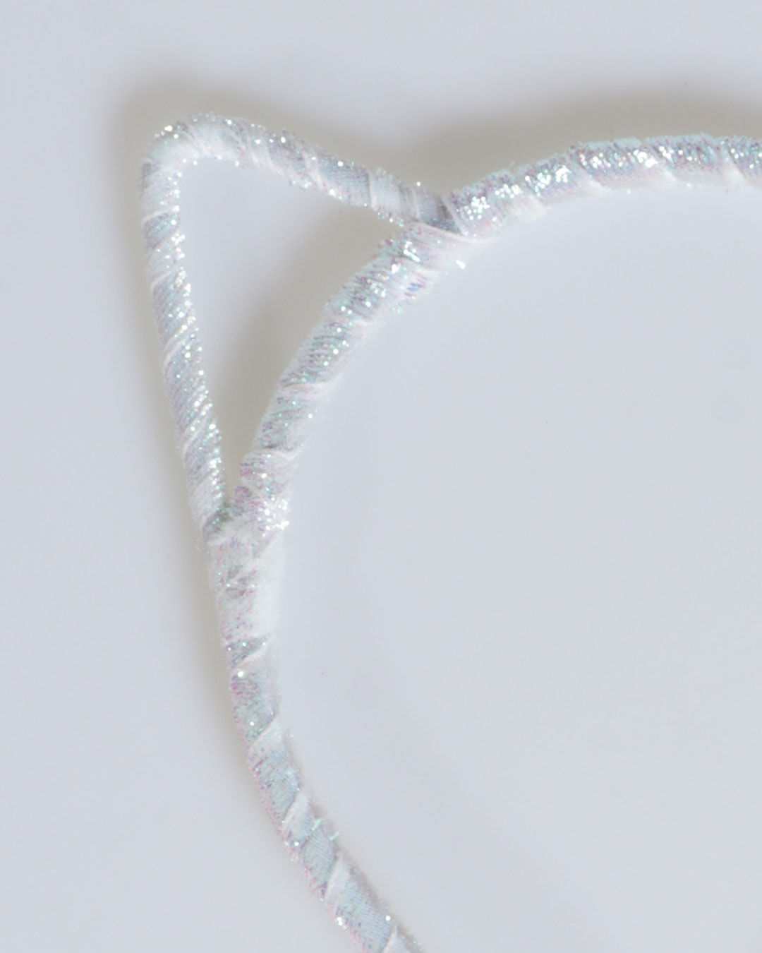 Tiara-01-Brilho-Sortido---Branco