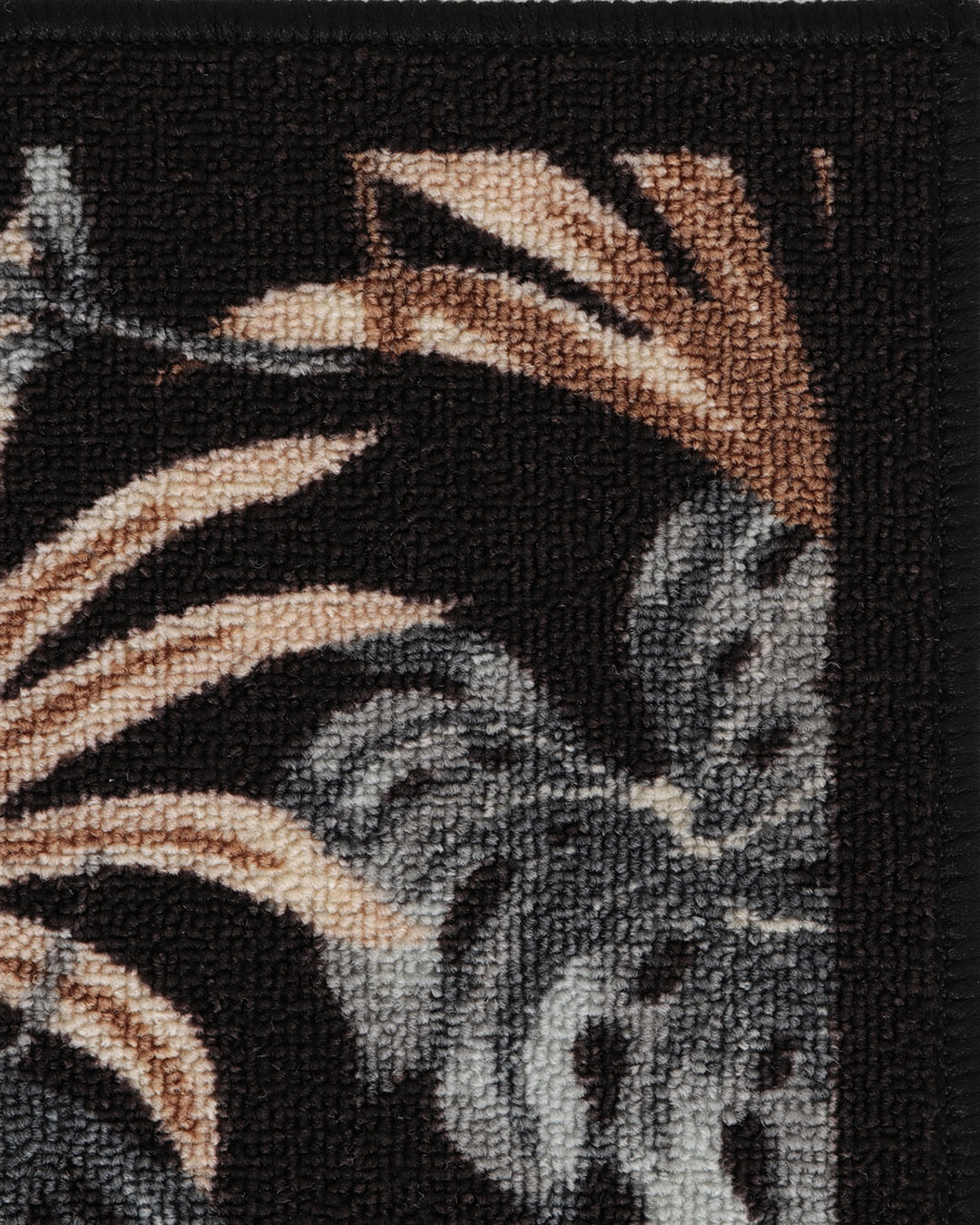 Tap-Porta-Embor-40x60-Sort---Preto-Floral