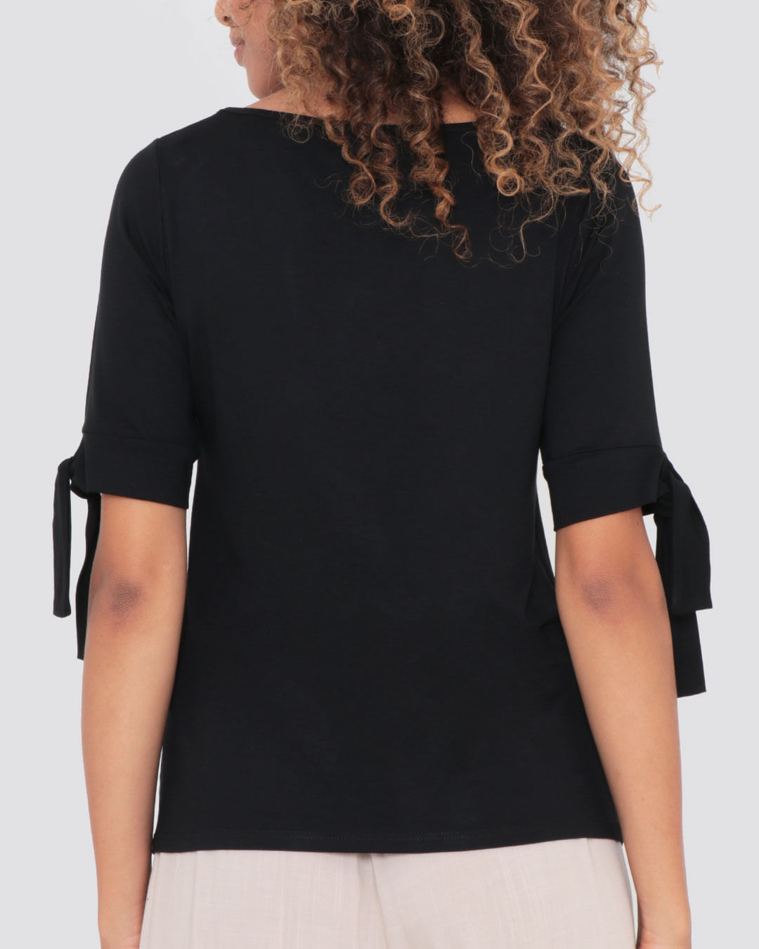 Blusa-Vt077-Detalhe-Perolas-Mc---Preto