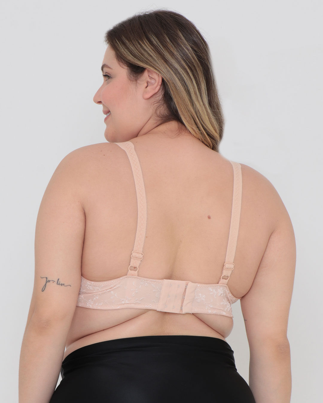 Soutien-Tg-Merlot-Bege111810---Bege-Medio