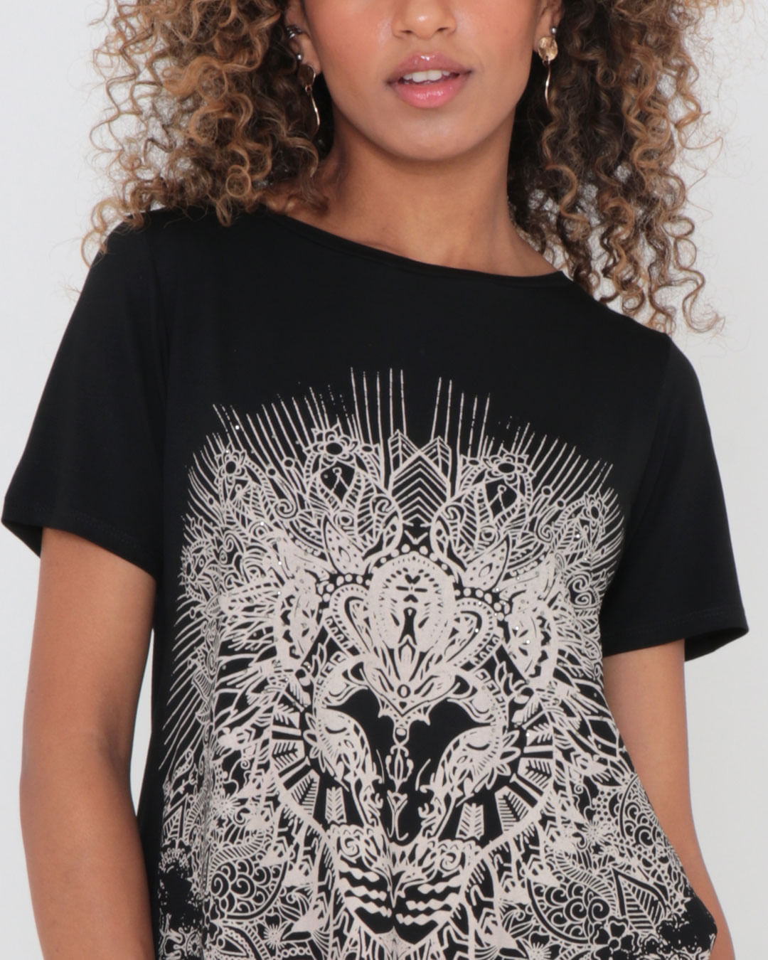 Blusa-Vt060-Estamp-C-Recort-Costas---Preto
