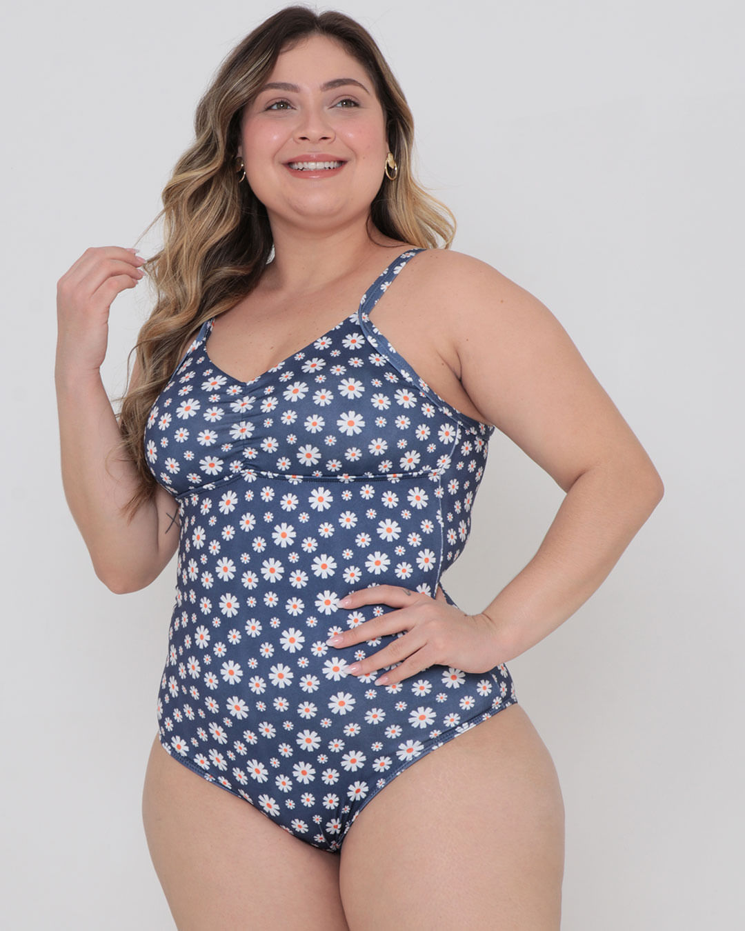 Maio-Tg-Est-Floral3659---Marinho-Floral