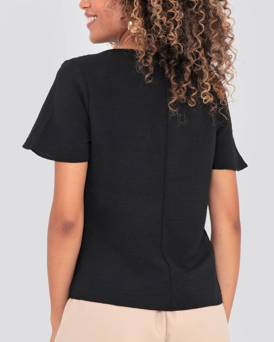Blusa-6403-Gola-V-Mc---Preto