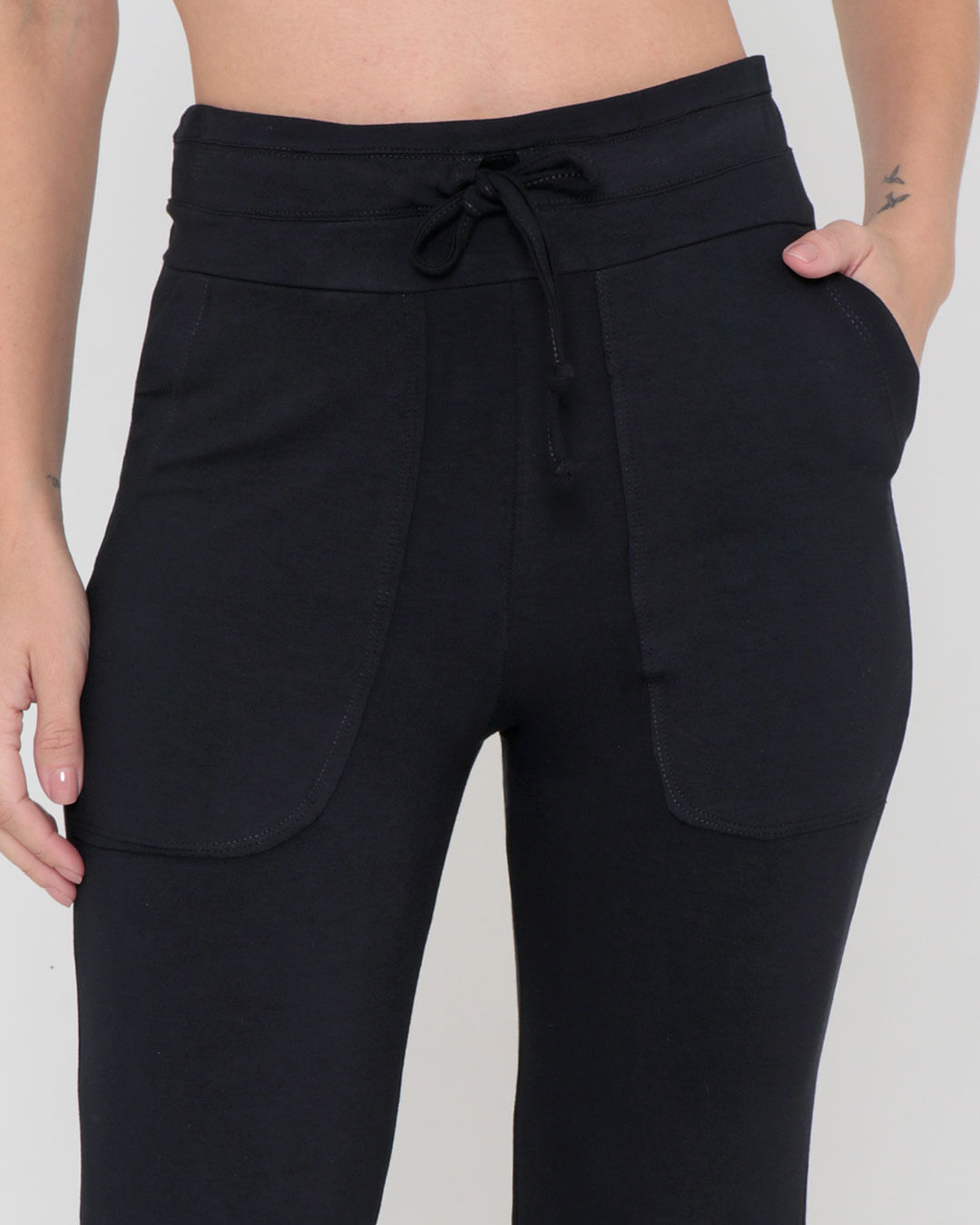 Calca-144-Comfy-Bolso-Frontal---Preto