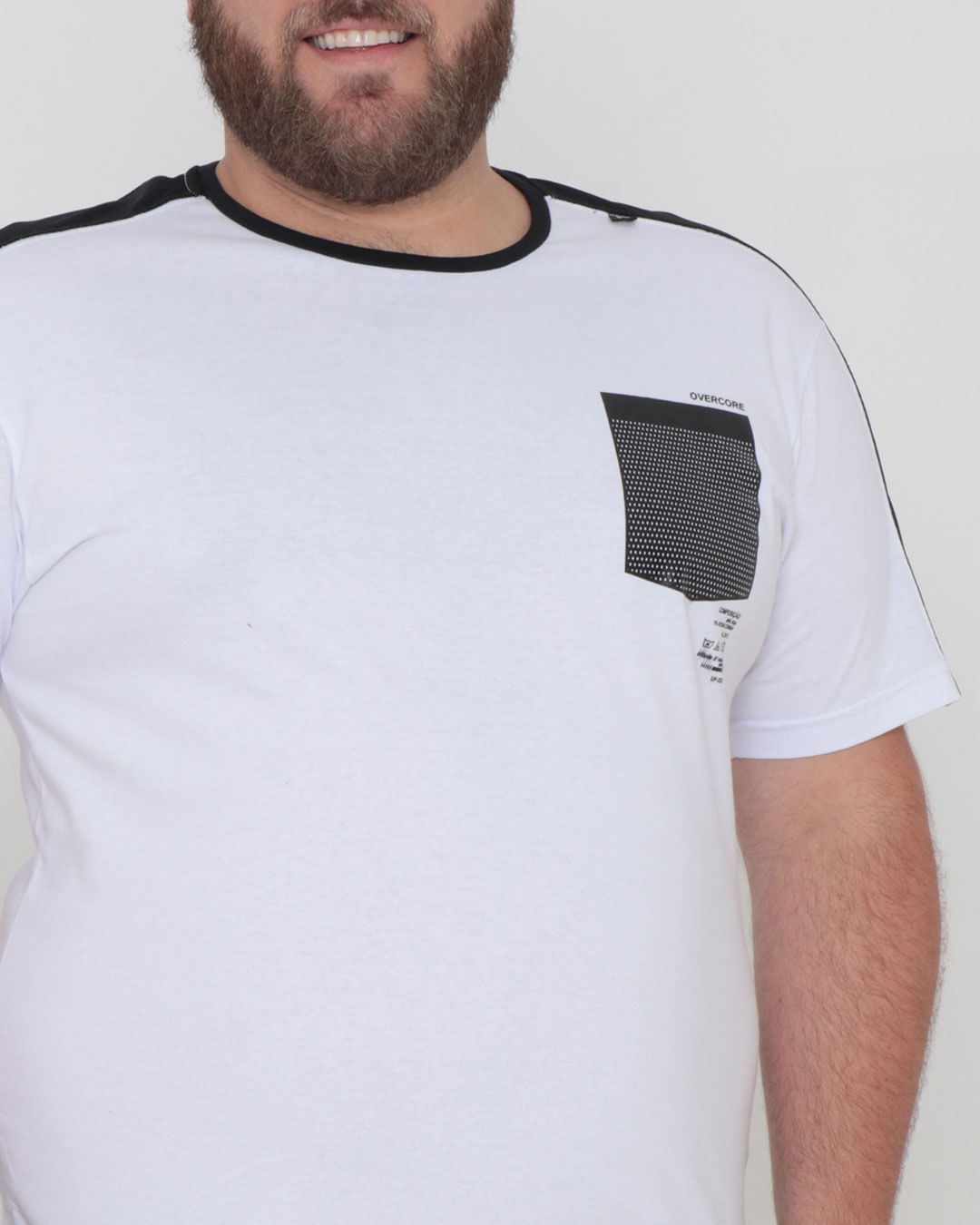 Camiseta-51240236-Over-Est-Bolso-Plus---Preto