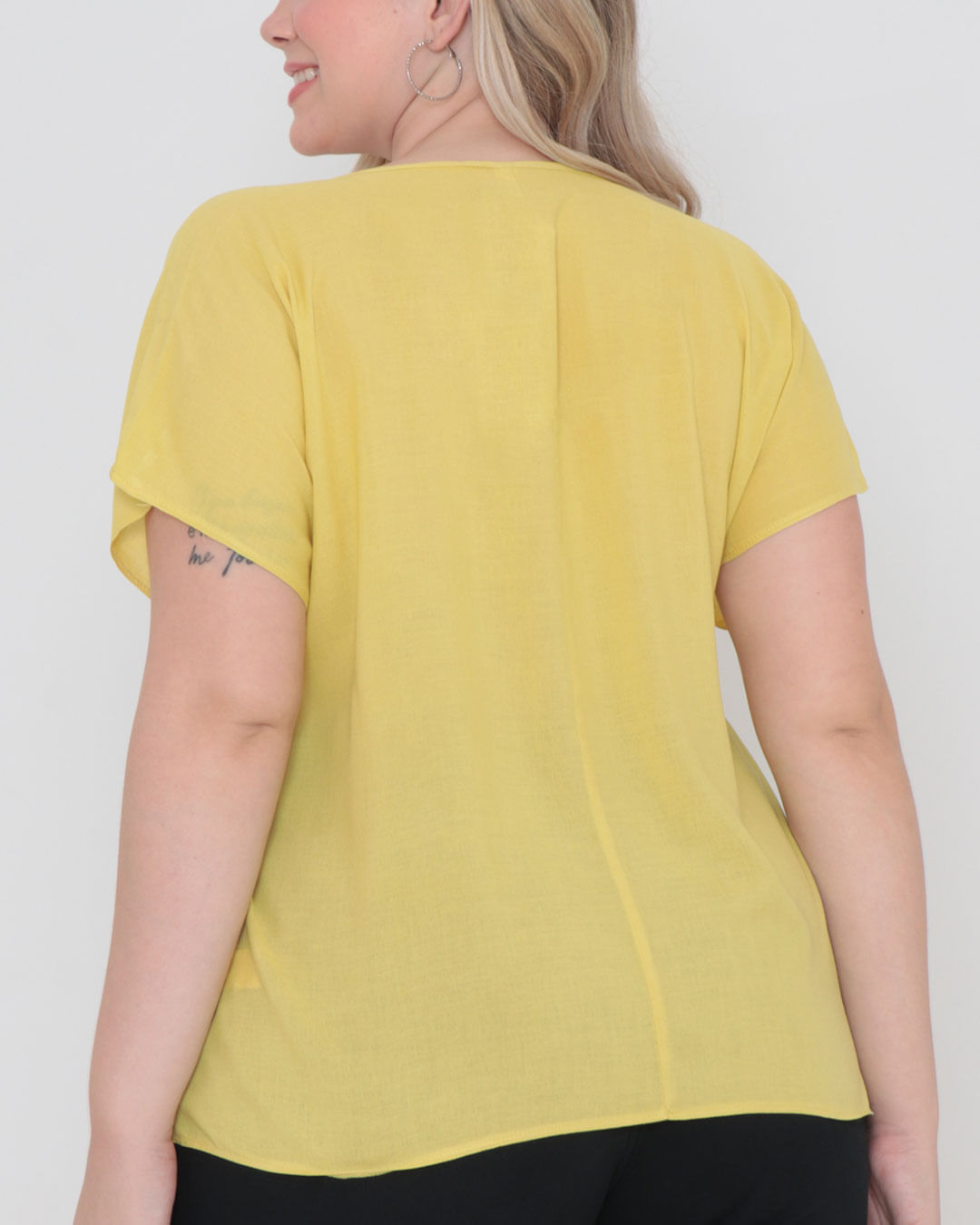 Blusa-216007--Manga-Morcego---Amarelo-Claro