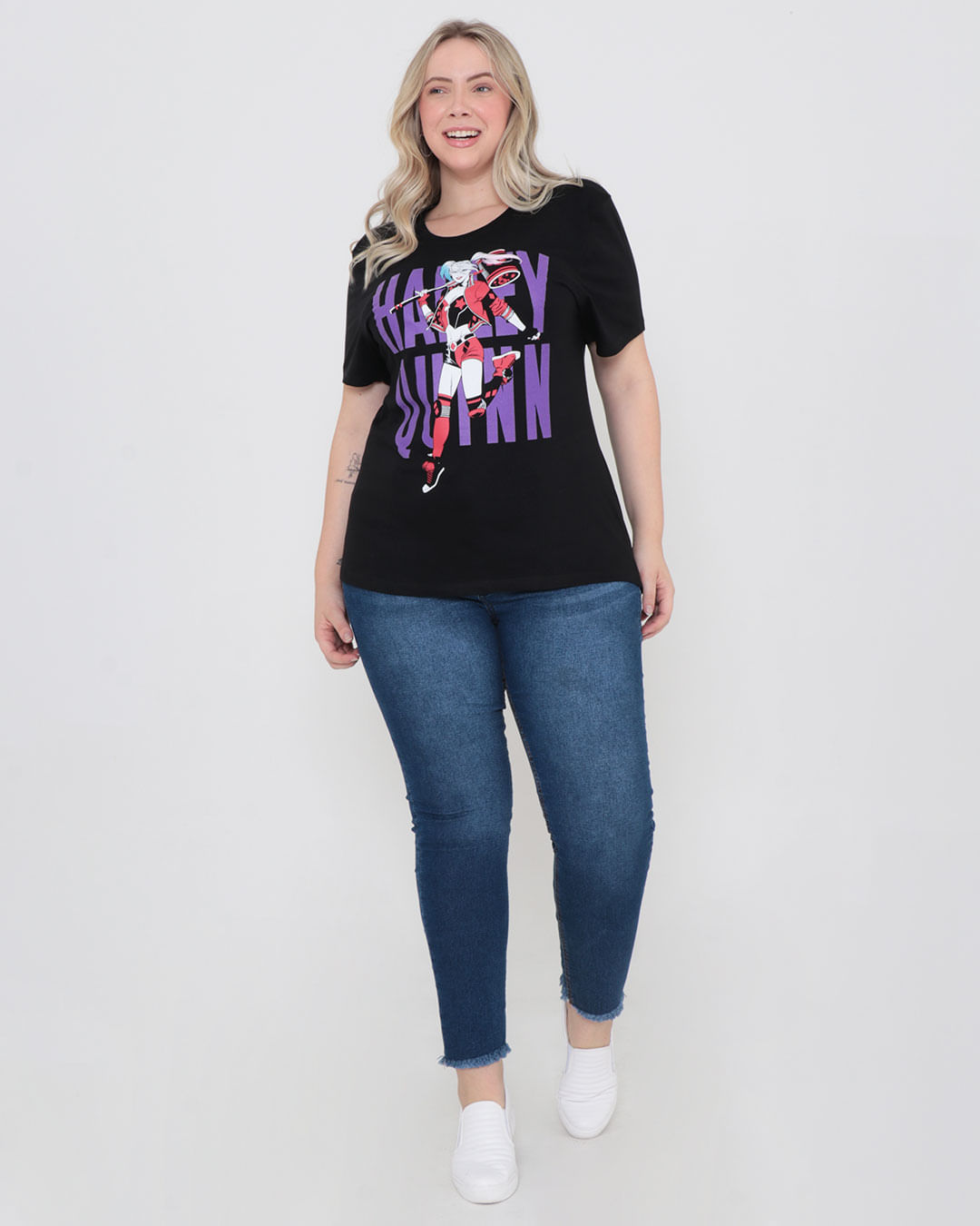 Tshirt-22512-Arlequina---Preto