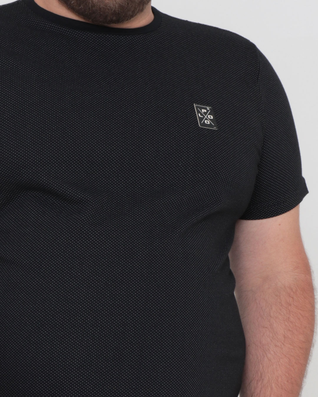 Camiseta-24760-Pontilhada-Preta-Plus---Preto