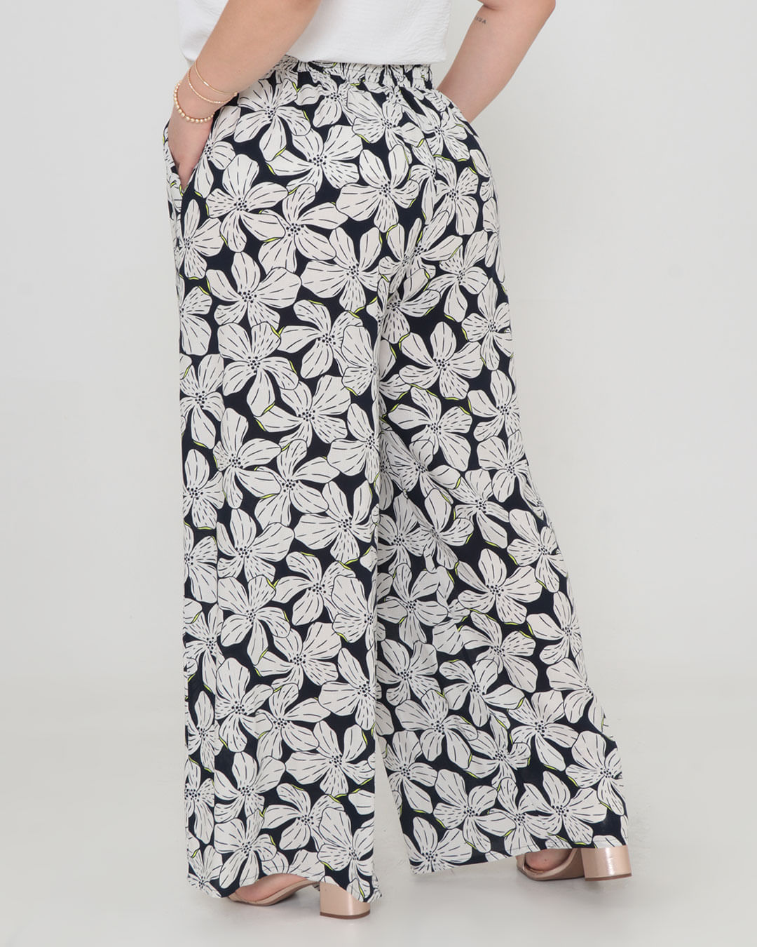 Calca-Pantalona-8137pe-Estampada---Branco-Floral