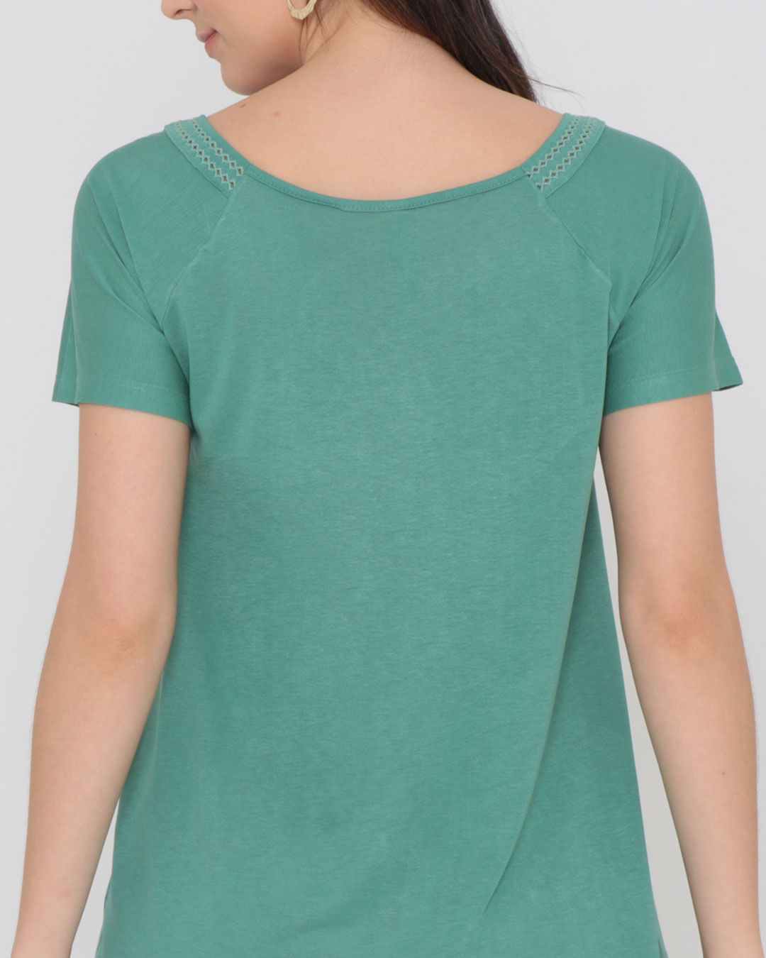 Blusa-1015344-Mc-Bordado-Gola---Verde-Medio