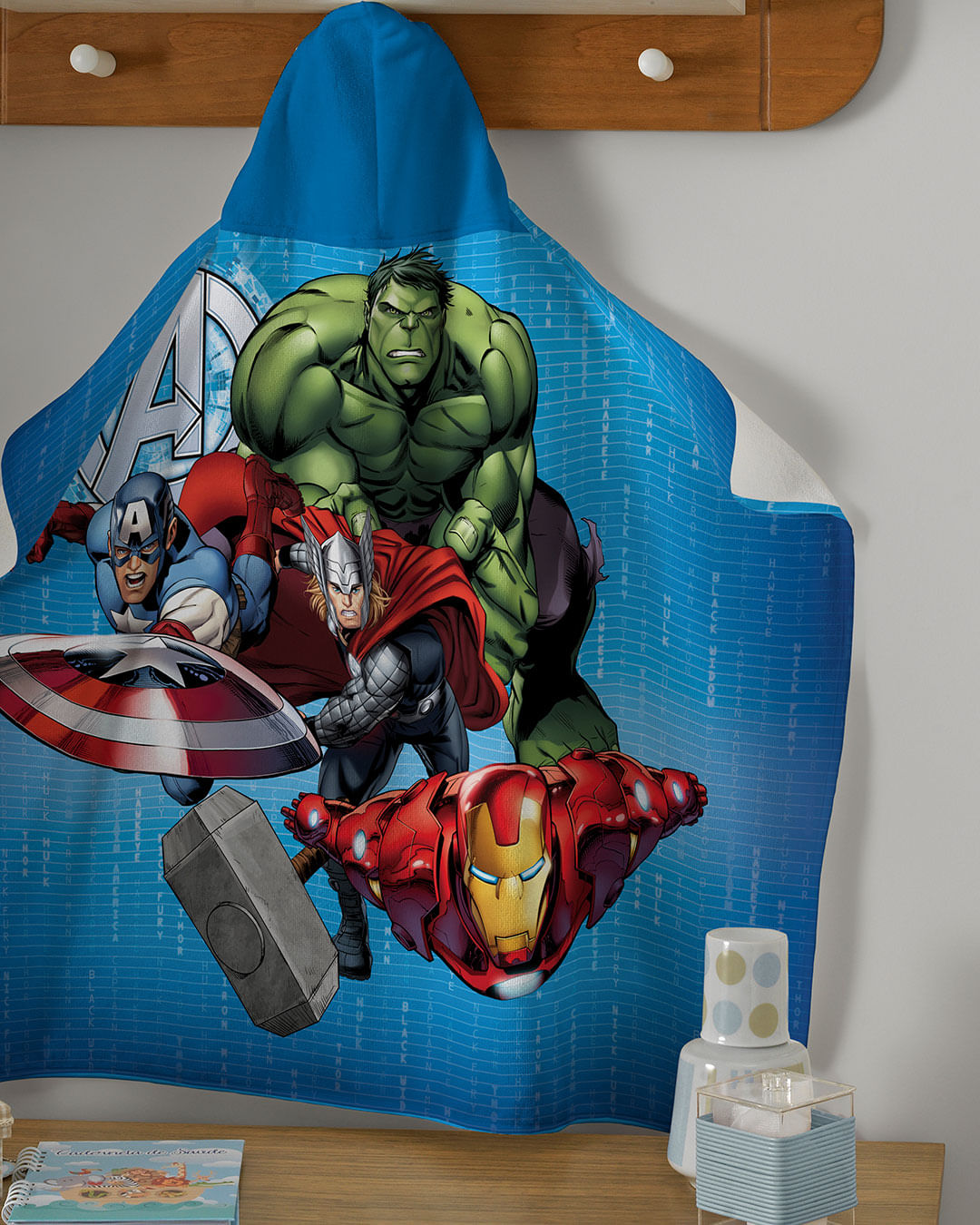 Toalha-Bh-Veludo-Com-Capuz-70x90-Avenger---Azul-Medio