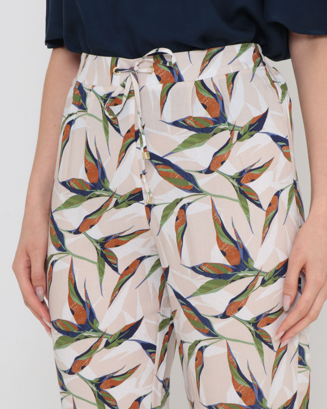 Calca-430127-C-Pregas-Estampada---Bege-Floral