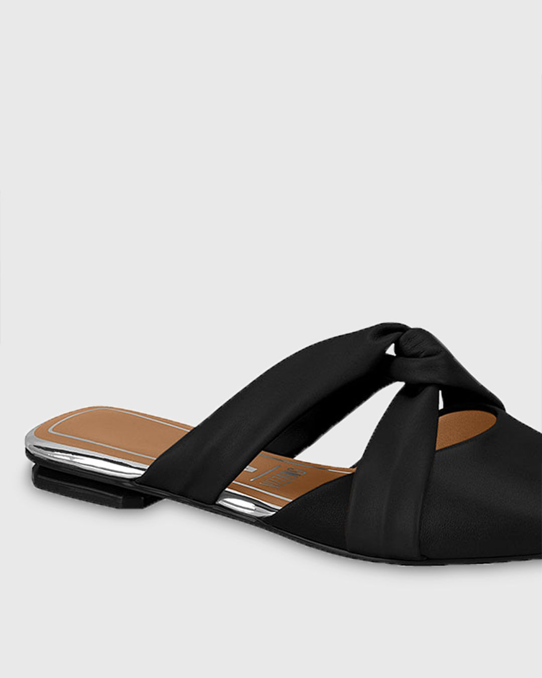 Mule-135910418807-15745-Pto---Preto