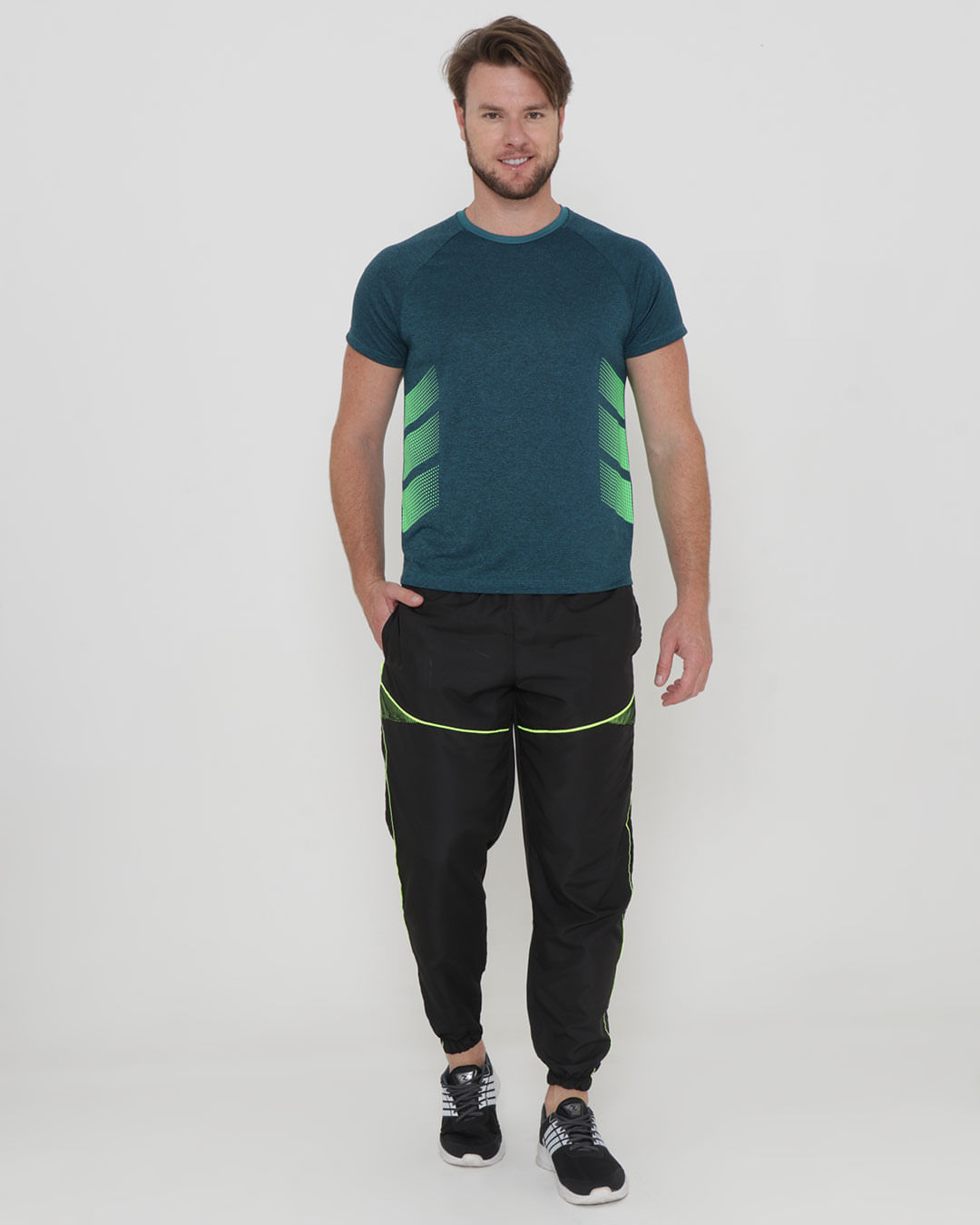 Calca-11888-Jogger-Com-Recortes---Preto