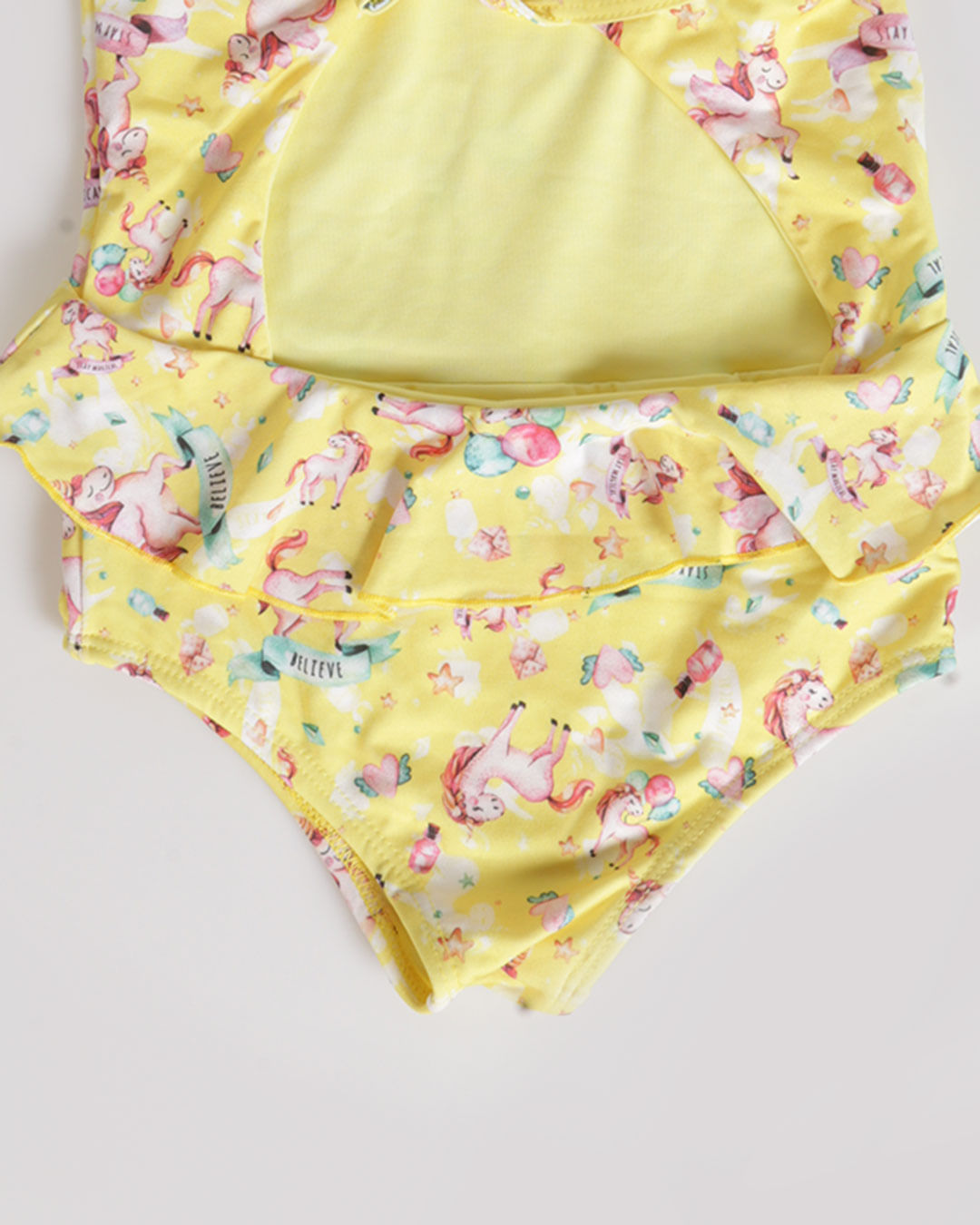 Maio-23111-Unicornio-Bba-13---Amarelo-Claro
