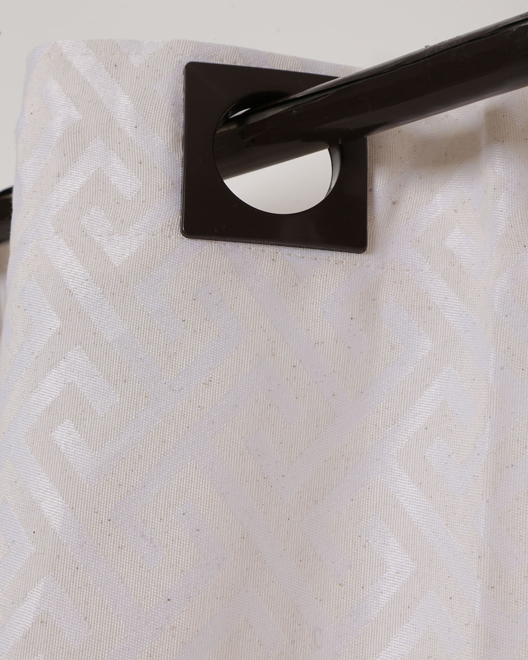 Cortina-Savage-Trace-250x300---Off-White