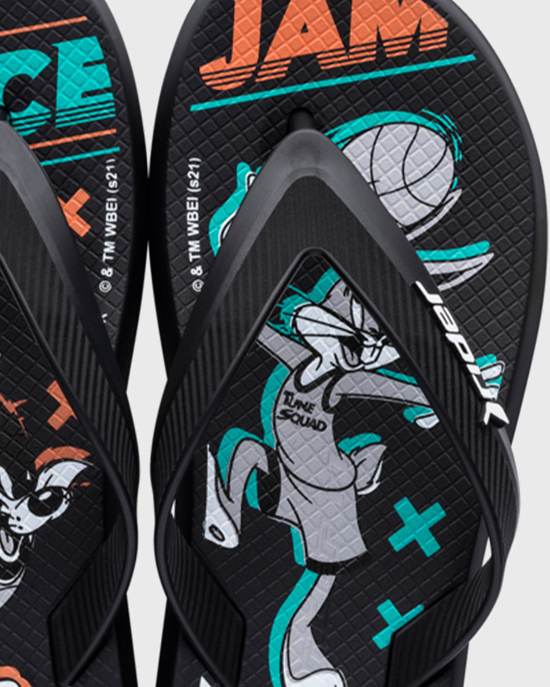 Chi-Info-11939-21020-Preto-Spacejam---Preto