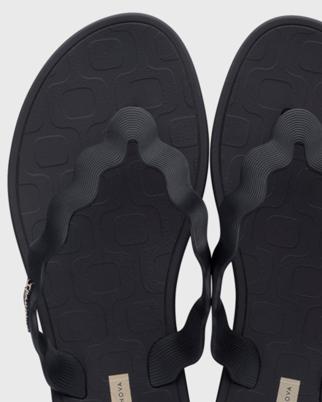 Chi-Fem-26652-24502-Preto-Zig---Preto