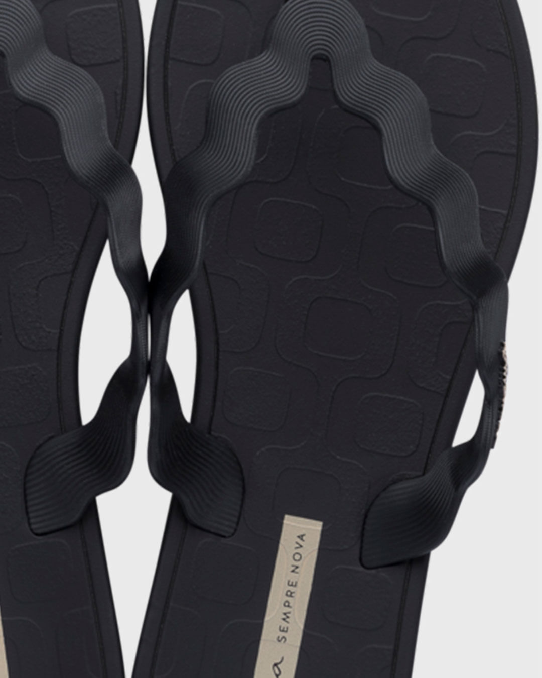 Chi-Fem-26652-24502-Preto-Zig---Preto