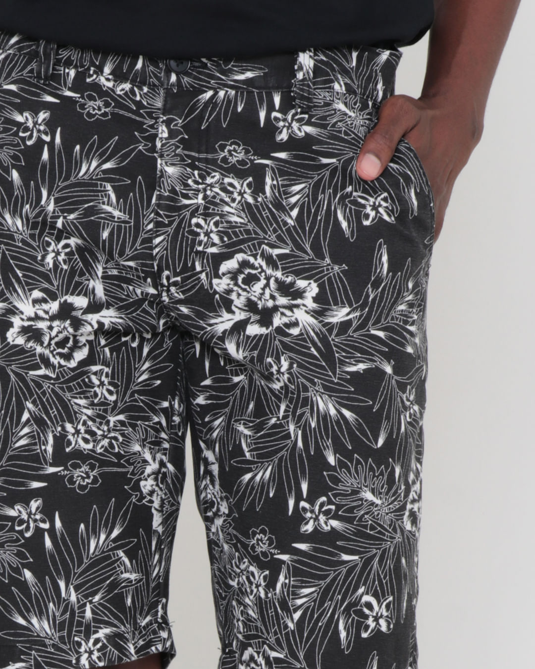 Brmda-Sja-Jvm-Canvas-Big-Estp4-3803---Preto-Floral