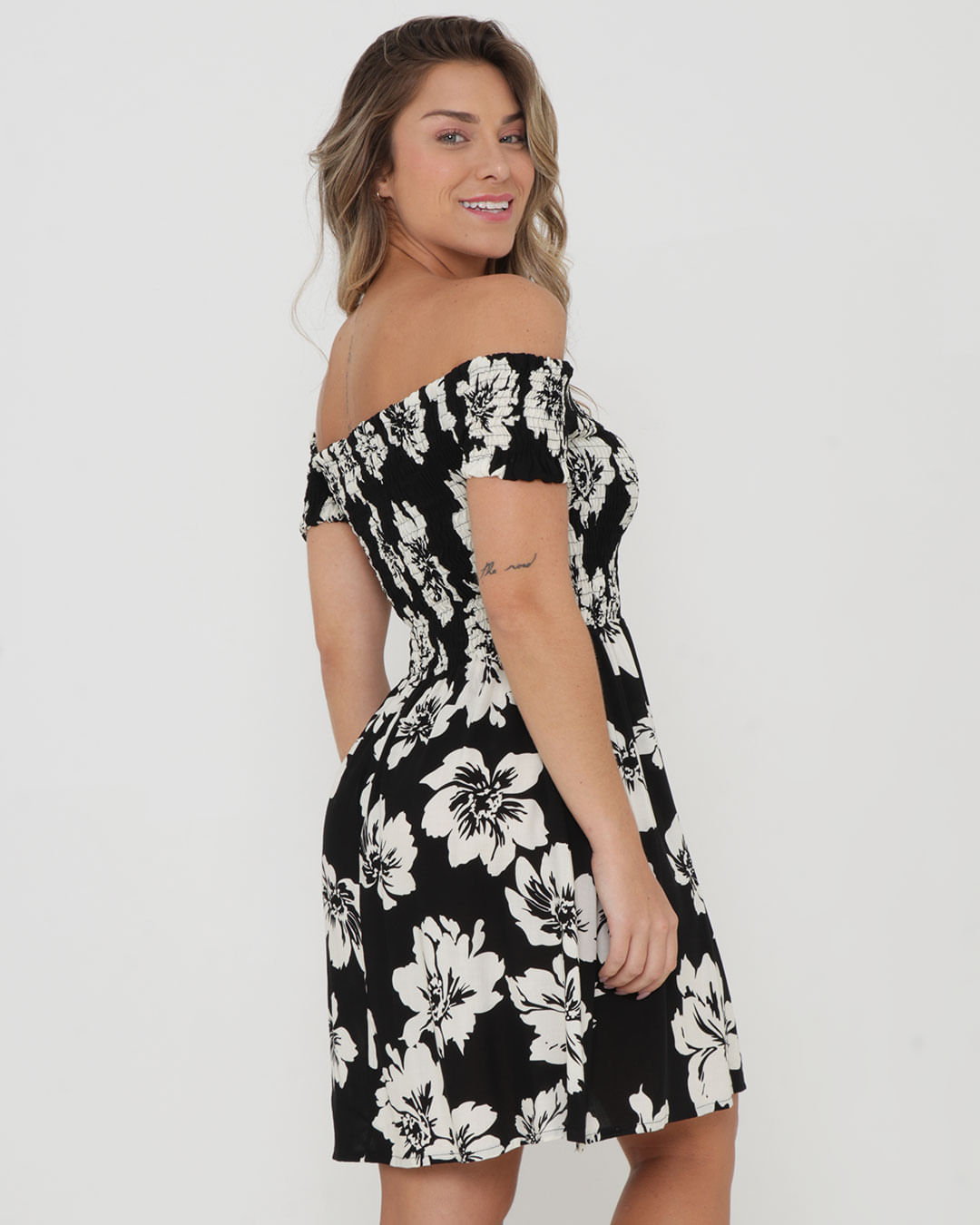 Vestido-6858re-Ciganinha-Lastex---Preto