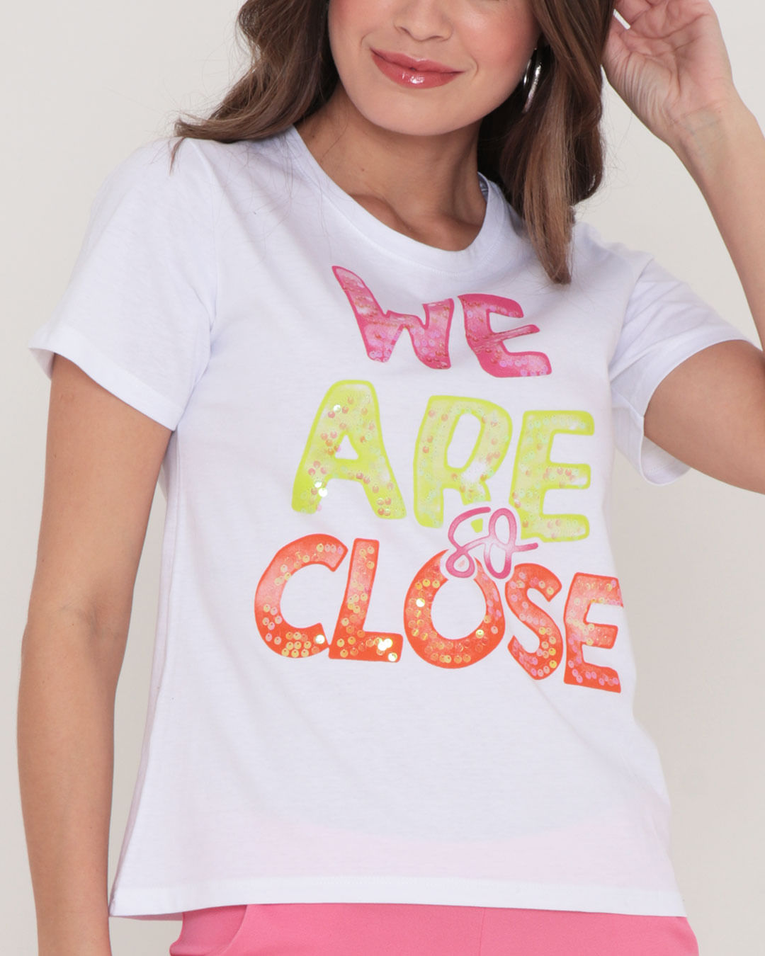 Tshirt-Silk-Paete-So-Close-072523---Branco