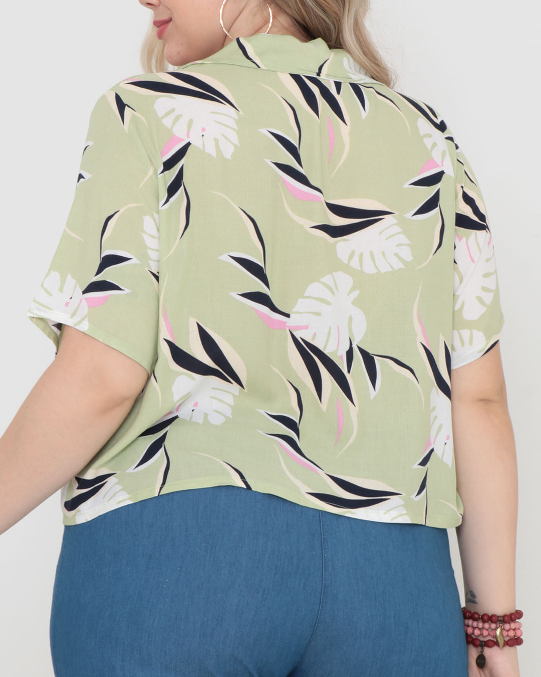 Tshirt-8064pe-Gola-Botao-Estamp---Verde-Floral