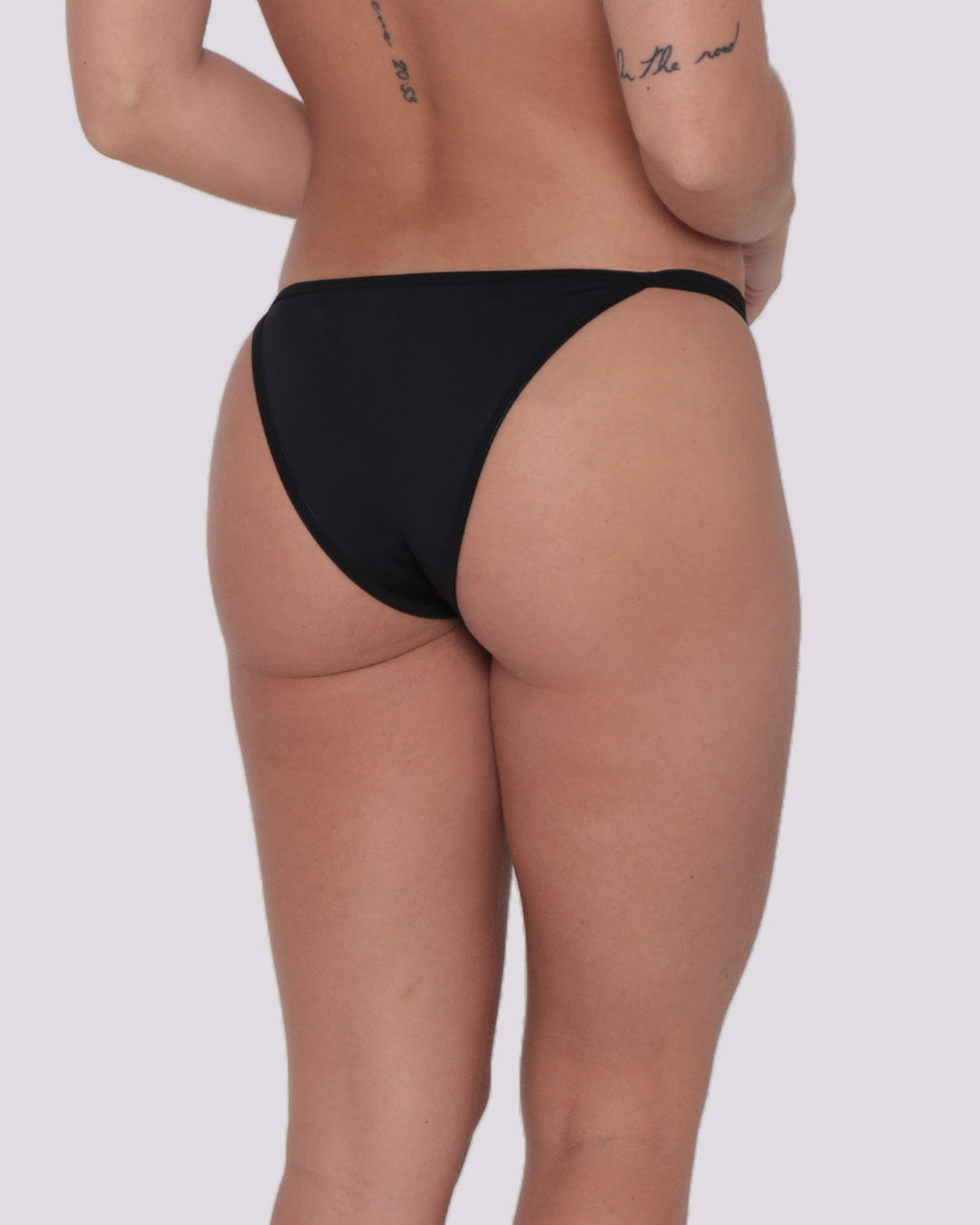 Calc-String-Renda-Pto100030coord6---Preto