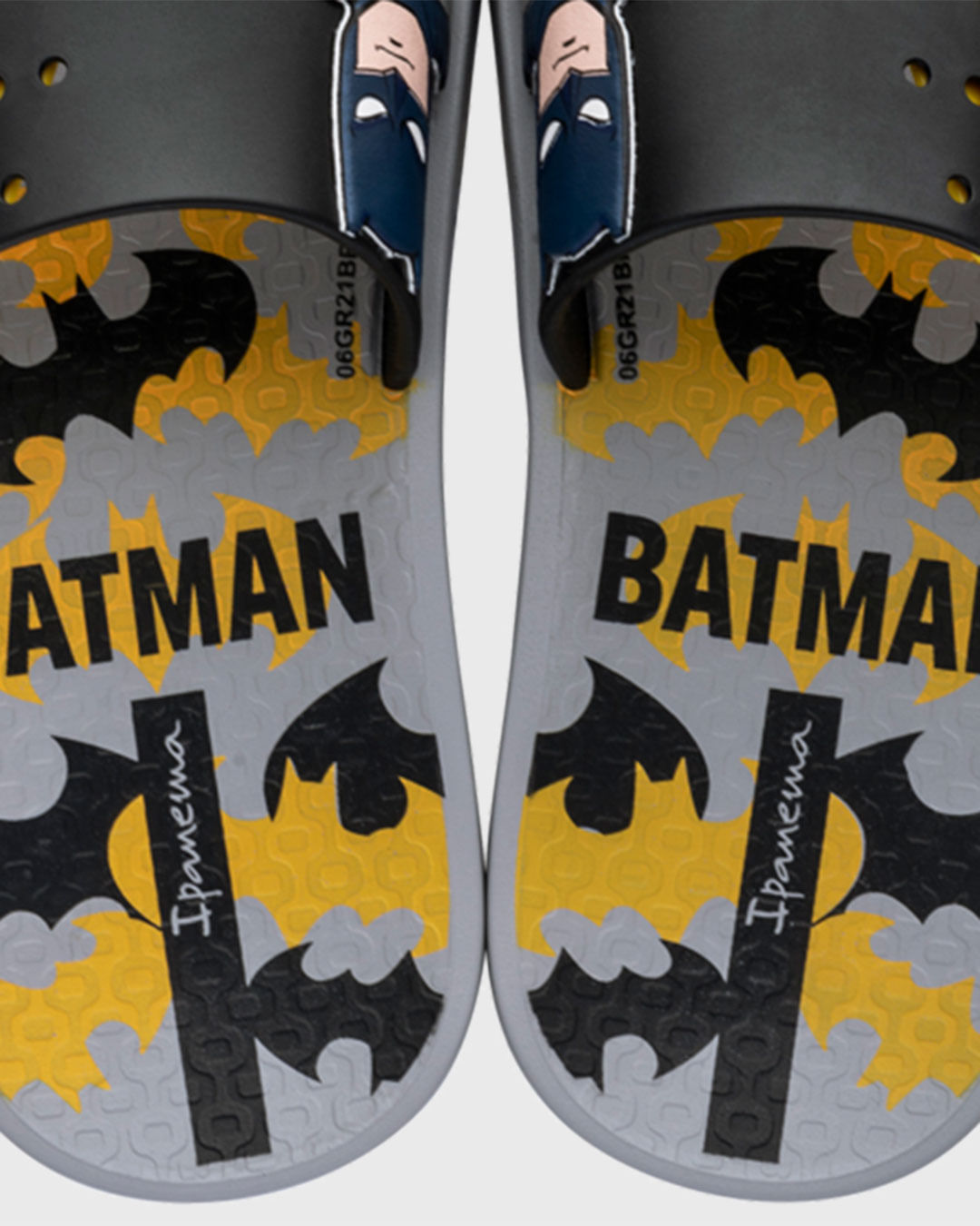 Chi-Info-26758-22210-Preto-Batman---Cinza-Claro