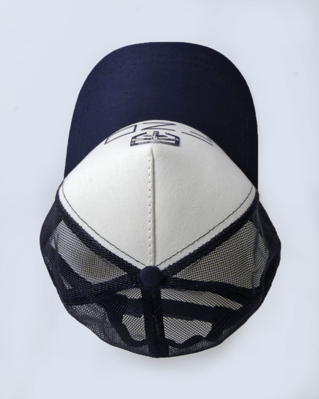 Bone-Fzo-Ref-7752413---Marinho