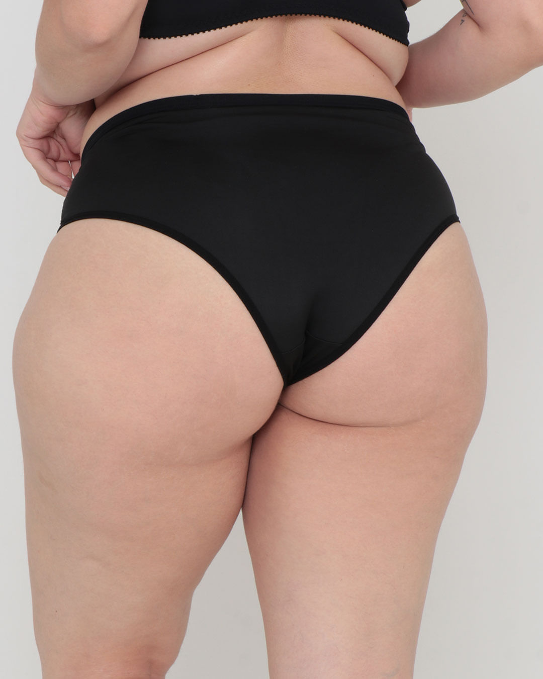 Cal-Tg-Alta-Micr-Renda-Ptocoord1---Preto