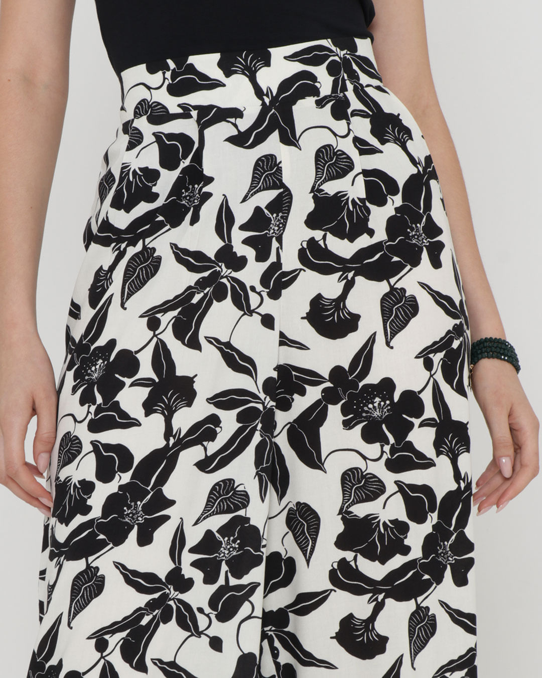 Calca-1746-2t-Estampada---Preto-Floral