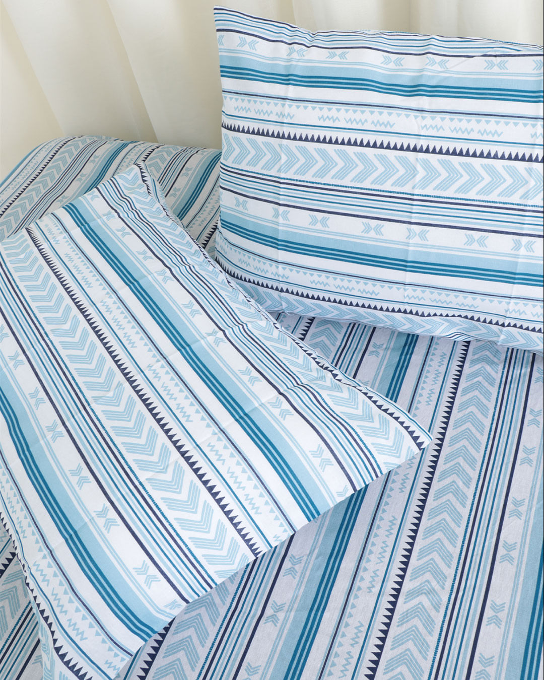 Jg-De-Cama-King-Size-Daniel-Azul---3-Pc---Azul-Geometrico