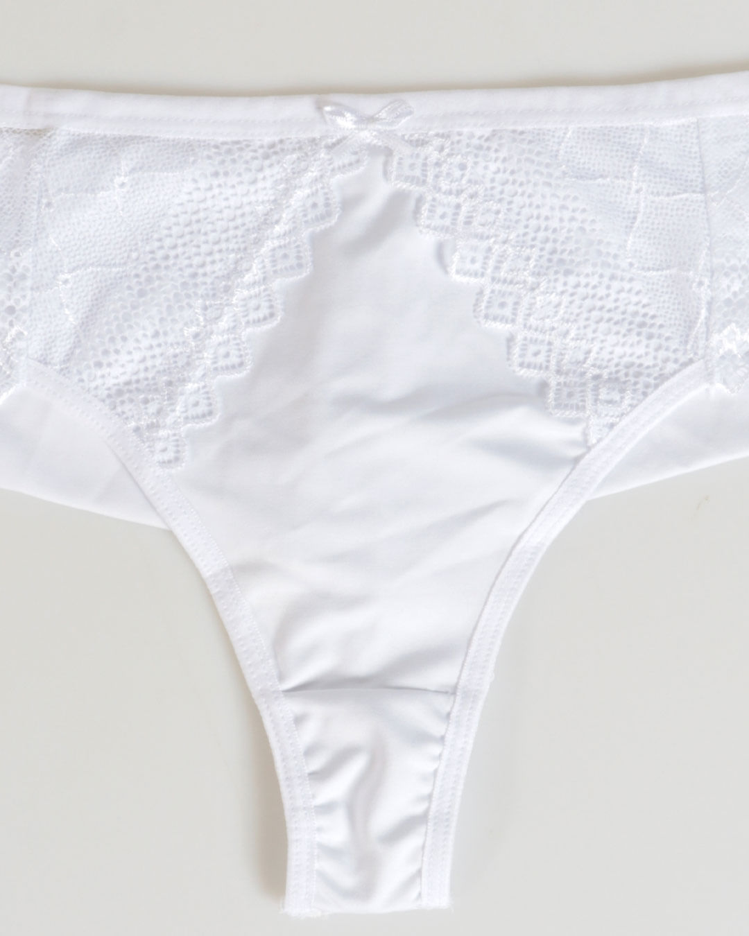 Calc200506c-Tg-Biq-Alt-Micr-Rend-Crd2---Branco