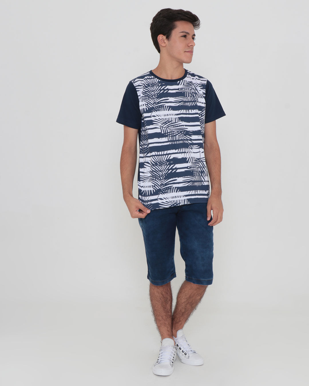 Camiseta-T29772-Mc-M1016-Tropical---Marinho-Floral
