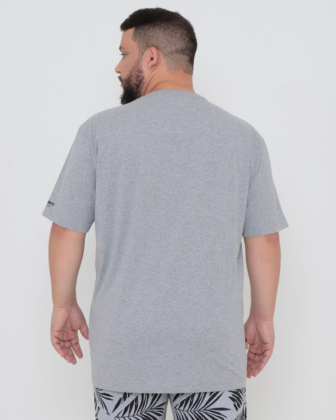 Camiseta-50011586-Popeye-Gangster-Plus---Cinza-Claro