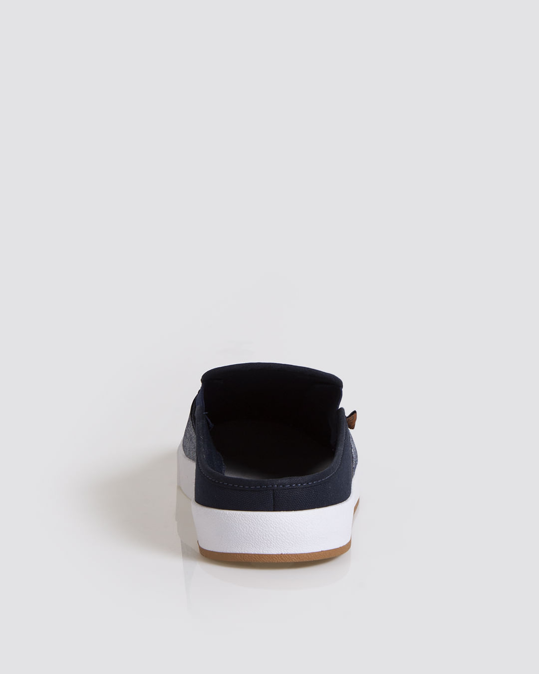 Tem-Cas-Yky-Marinho-402---Marinho