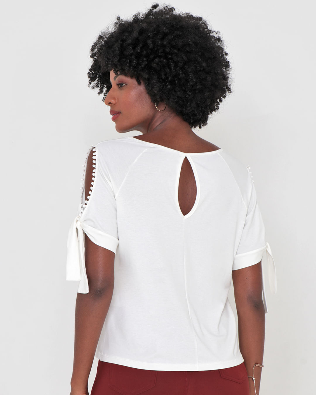 Blusa-Vt061-Estampada-Detalhe-Ombro---Branco