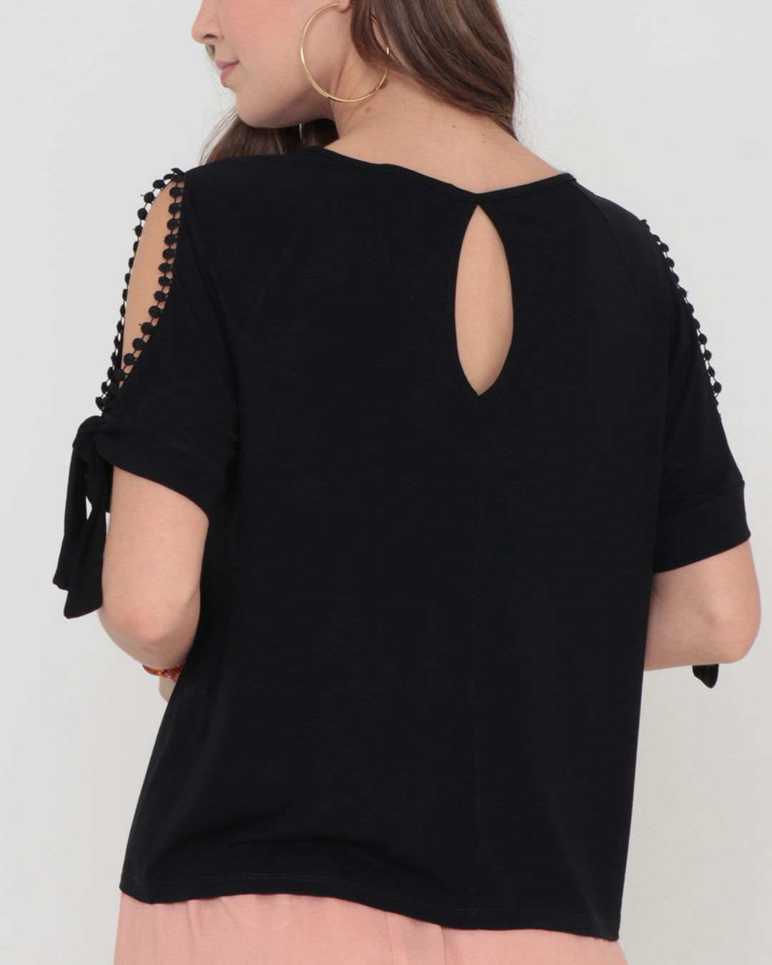 Blusa-Vt061-Estampada-Detalhe-Ombro---Preto