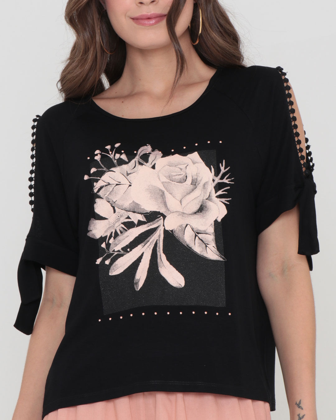 Blusa-Vt061-Estampada-Detalhe-Ombro---Preto