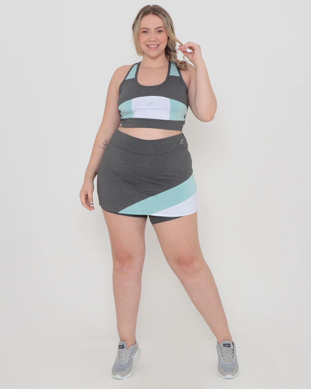 Short-Saia-101022tr-Plus-Rec-Contr-Assim---Cinza-Claro
