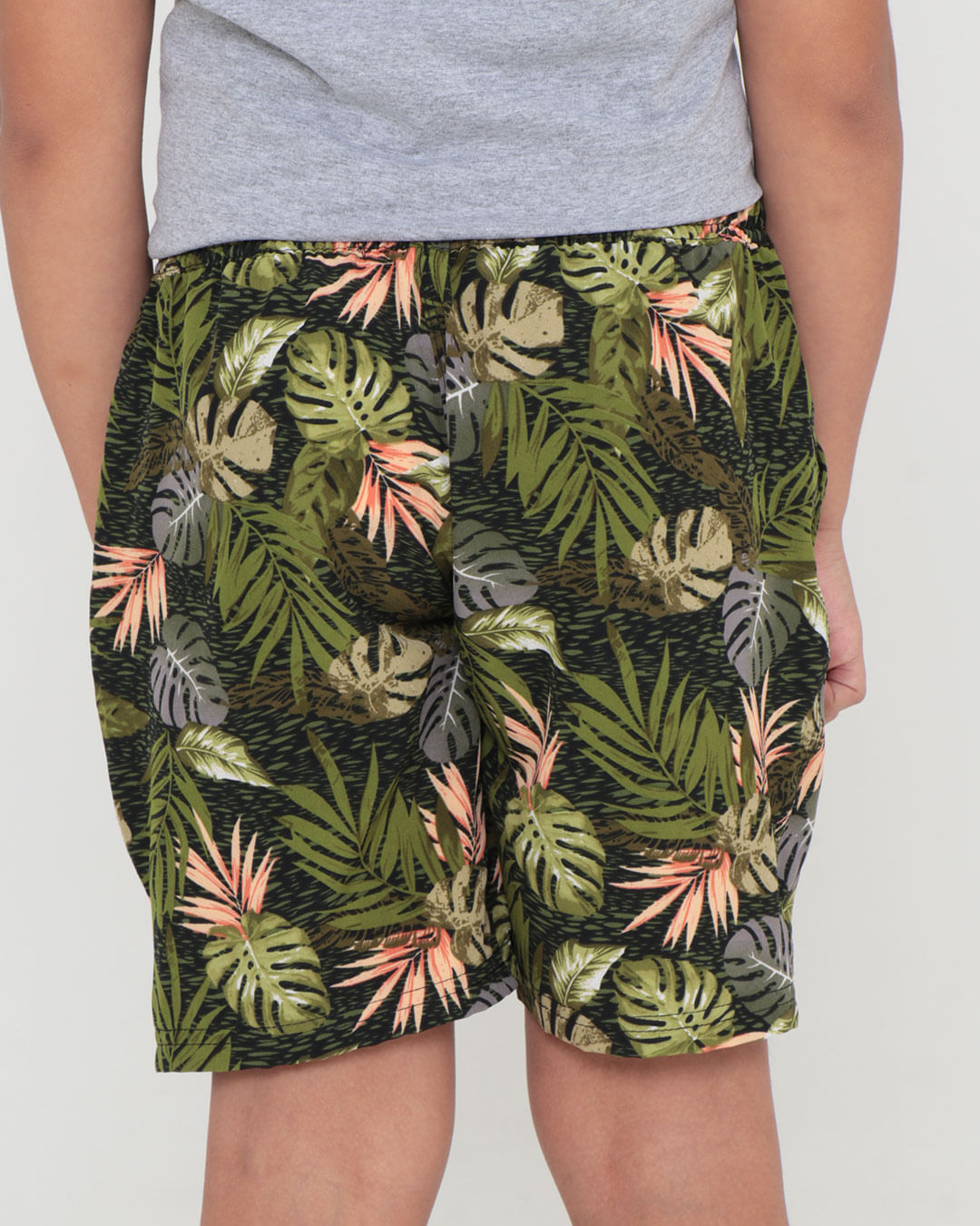 Bermuda-214200--Visco-Est08-410---Preto-Floral