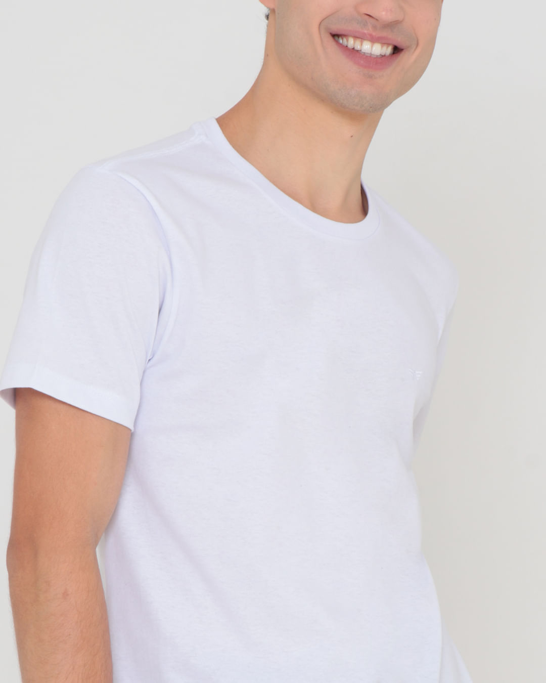 Camiseta-B001-G--C--Branco---Branco