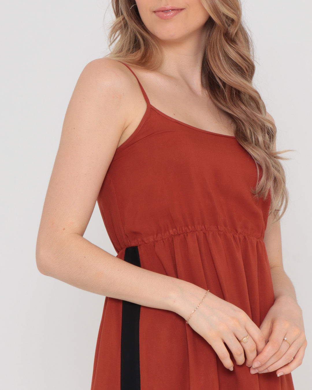 Vestido-Listra-Lateral-214356---Terracota-Medio