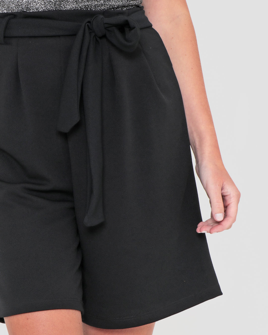 Short-3566-Clochard-C-Amarracao---Preto