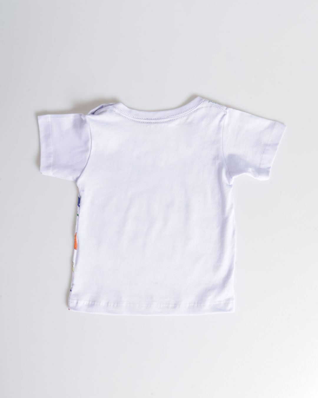 Camiseta-03230303-Dino--Mascpg---Branco