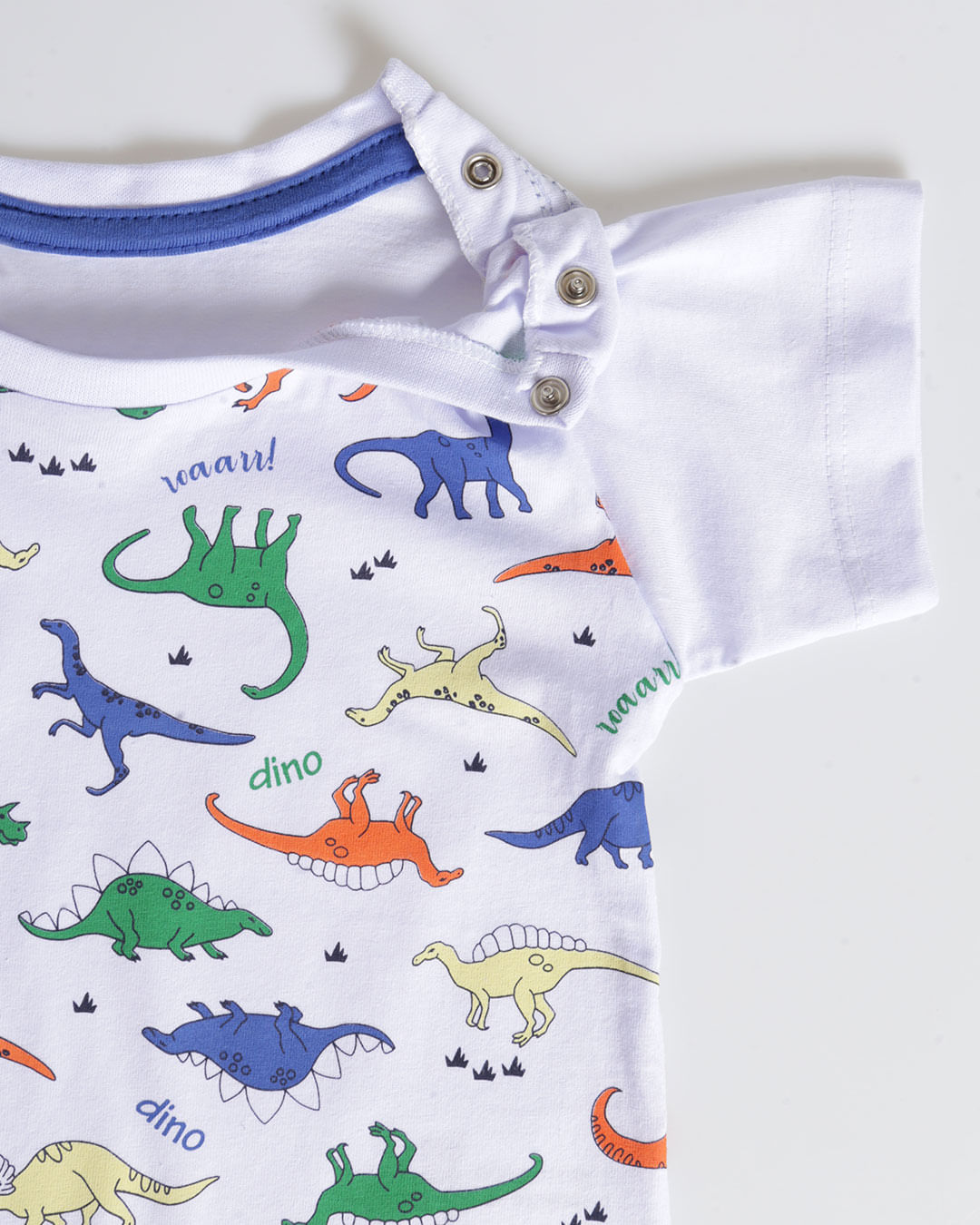 Camiseta-03230303-Dino--Mascpg---Branco