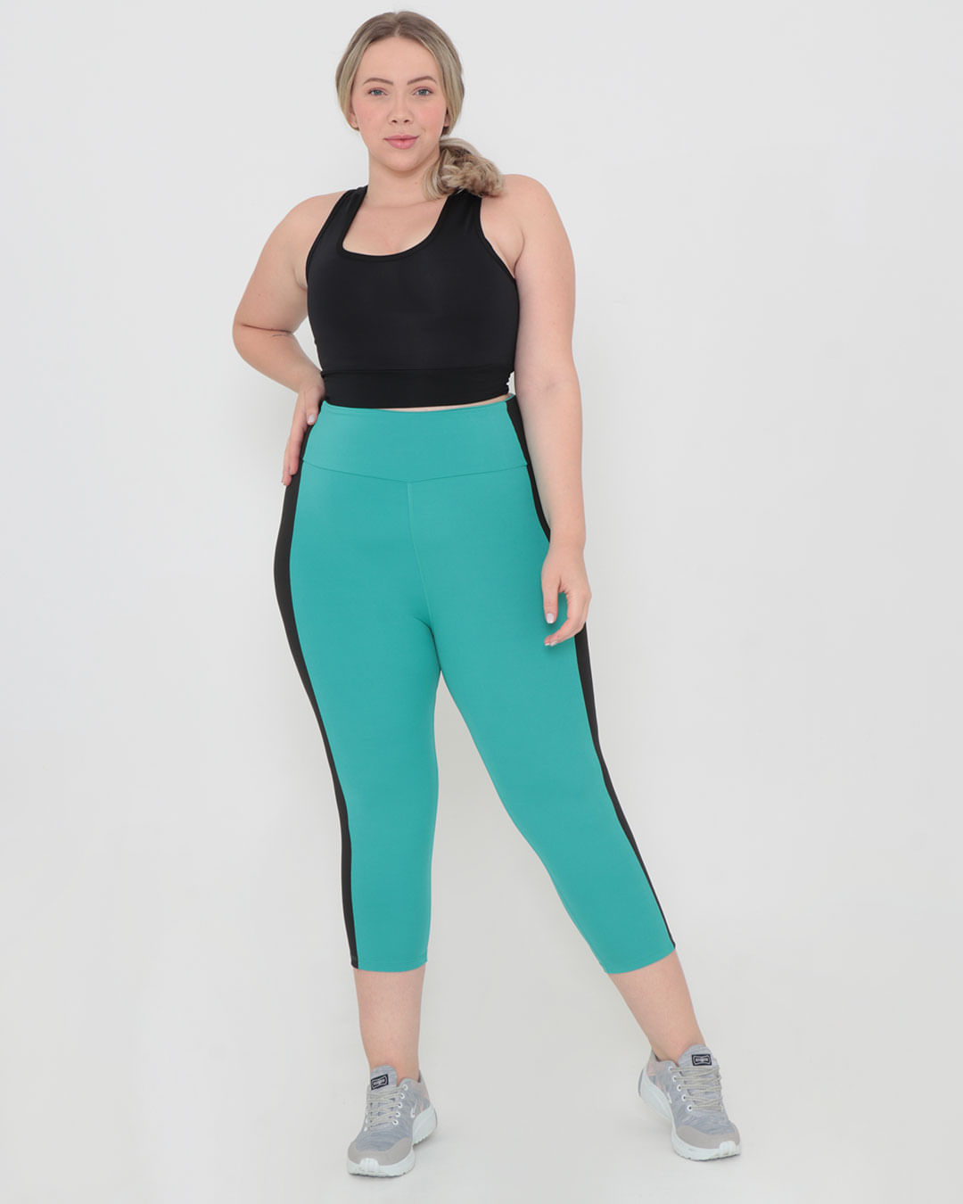 Legging-T0024--Plus-Corsario-Crecorte---Preto