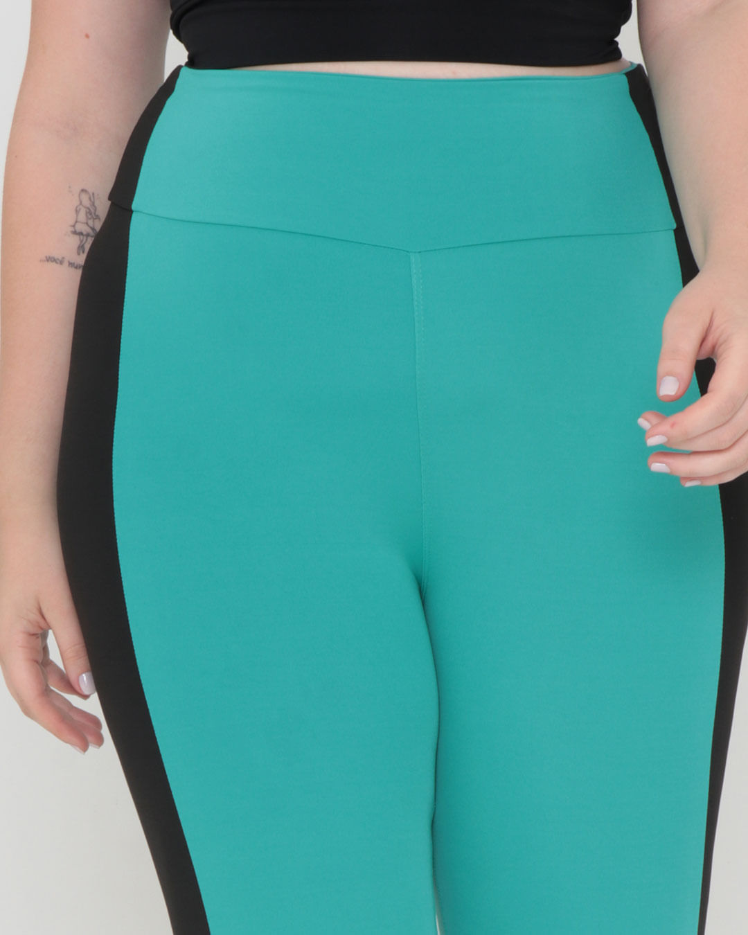 Legging-T0024--Plus-Corsario-Crecorte---Preto
