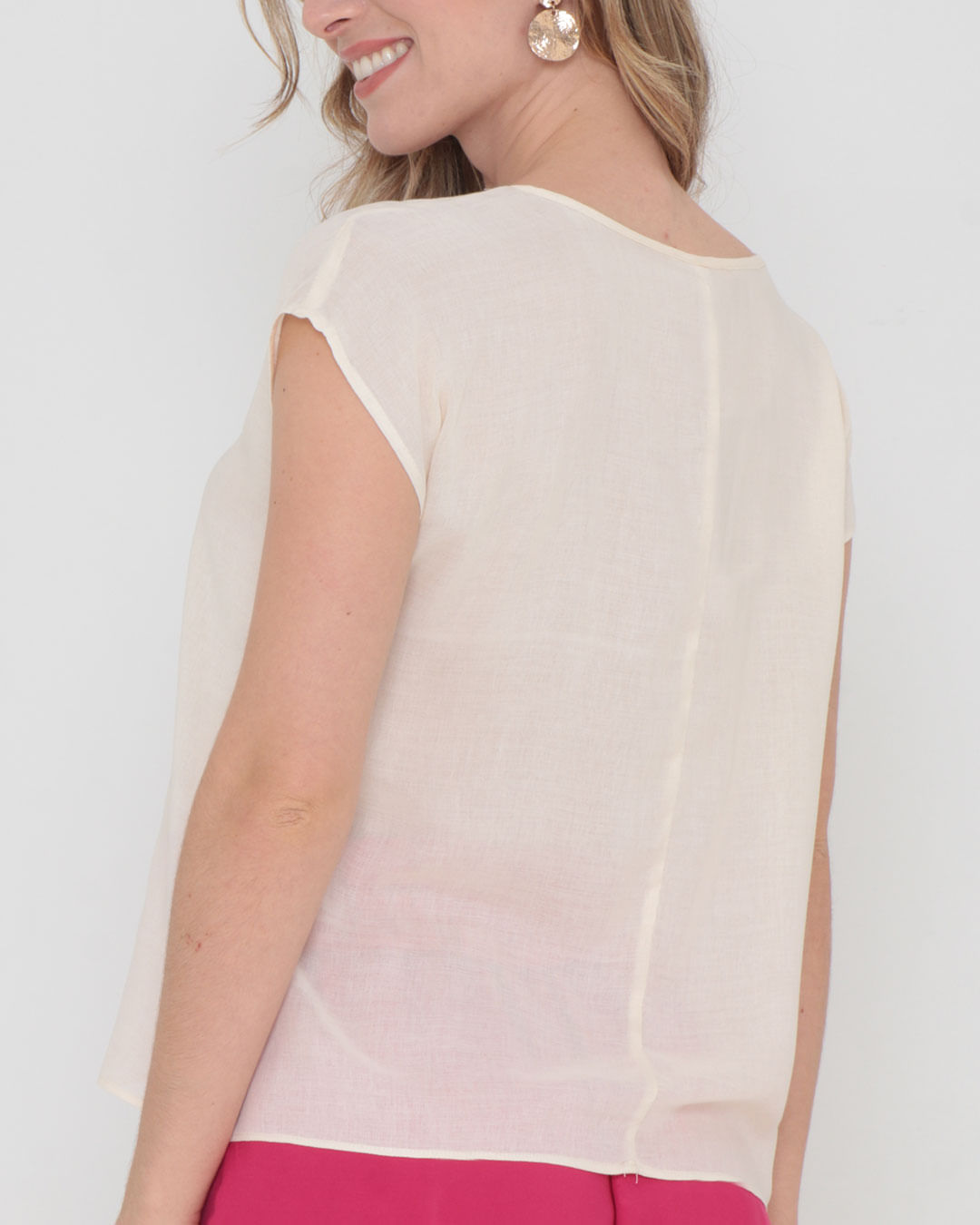 Blusa-214223-Mc-Morcego-Lisa---Bege-Claro